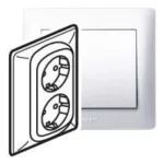 LEGRAND 771533 Galea Life 2x2P+F dugalj csatlakozóaljzat gyermekvédelemmel, rugós, gyöngyház