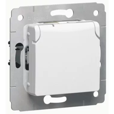 LEGRAND 773622 Cariva 2P + F socket with flap with child protection white LEGRAND 773622 Cariva 2P + F socket with flap with child protection white
