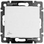 LEGRAND 774201 Valena IP44 egypólusú kapcsoló, fehér