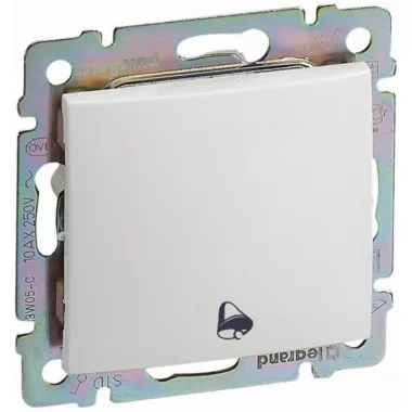 LEGRAND 774216 Valena egypólusú nyomó csengőjellel, 250V, fehér