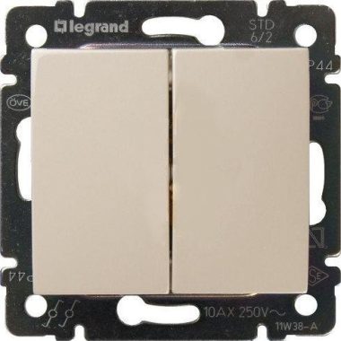 LEGRAND 774305 Valena csillárkapcsoló elefántcsont