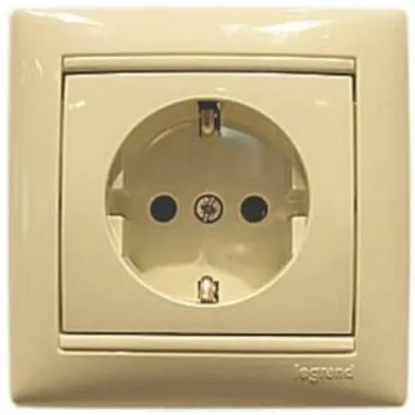 LEGRAND 774323 Valena 2P+F dugalj csatlakozóaljzat monoblokk, elefántcsont