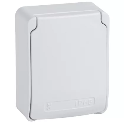 SCHNEIDER 81142 PRATIKA Falon kívüli 1xRJ45 adapter