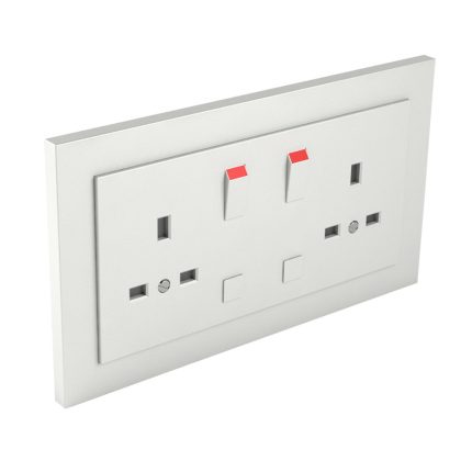   efapel 90344_CGE Komplett dupla csatlakozóaljzat (brit típusú) jég