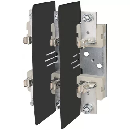   ETI 004132300 PK 2 M10-M10 3p S késes biztosító aljzat, 2 méret