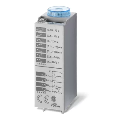 FINDER 85.02.0.012.0000 Miniatűr dugaszolható időrelé