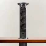   DELIGHT 20451S Motoros rejtett elosztó 3-as + 2 USB, ezüst, 230V AC (50 Hz), 16 A, 3 x 1,5 mm² C19