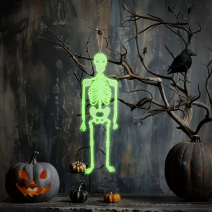   FAMILY 56545A Halloween-i foszforeszkáló dekoráció - csontváz - 32 x 11 cm