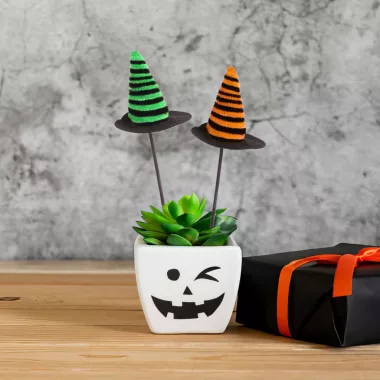 GLOBIZ 56593 Halloween-i dekoráció szett - boszorkánykalap - leszúrható - 20 x 7 cm - 3 db / csomag