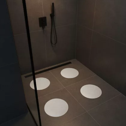   GLOBIZ 57397 Öntapadós csúszásgátló - fehér - 19 cm - 4 db / csomag