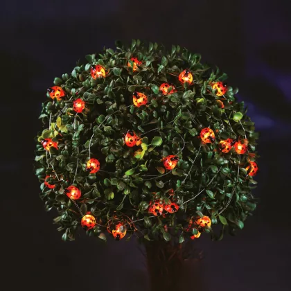 GARDEN OF EDEN 58220B Szolár LED fényfüzér - katicabogár - 2,4 m - 25 LED - melegfehér GARDEN OF EDEN 58220B Szolár LED fényfüzér - katicabogár - 2,4 m - 25 LED - melegfehér