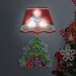   Family Christmas 58257A Karácsonyi LED-es lámpa matrica - fenyőfa - 17 x 28 cm