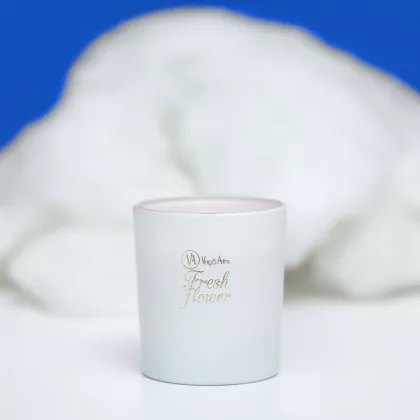 VOG UND ARTHS 58808C Illatgyertya - friss virág - 125 g