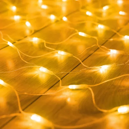 Family Decor 58908A LED-es fényháló távirányítóval - 1,5 x 1,5 m - 100 melegfehér LED