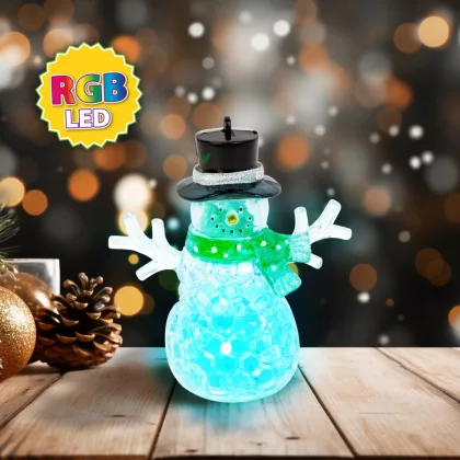   FAMILY 58978B Karácsonyi LED-es hóember - zöld - RGB LED - 9 x 8 x 5 cm