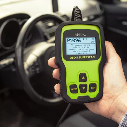   MNC 55679 Autó diagnosztikai eszköz - hibakód kiolvasó - OBD2 - 12V
