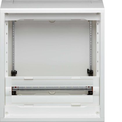   HAGER FD32AN Vega D, 3 soros, falon kívűli elosztó, félig előszerelt, ajtó nélkül, 300mm üres hely (2 sor), 600x550x193, 24 modul