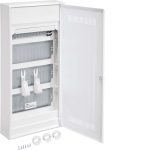   HAGER VA48WWH Volta multimédia elosztó, perforált műanyag ajtóval, falon kívüli, 4 soros, szerelőlappal, dugaljjal, Patch panellel