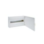   HAGER VS118PD Golf kiselosztó, 1 soros, 18M, falon kívüli, teli ajtó, 252x390x99mm