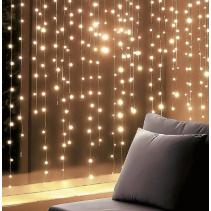   Home KIN210DWW DOT LED-es fényfüggöny, 210db melegfehér DOT LED, 1,5m hosszú, állófényű, adapteres tápellátás, beltéri kivitel