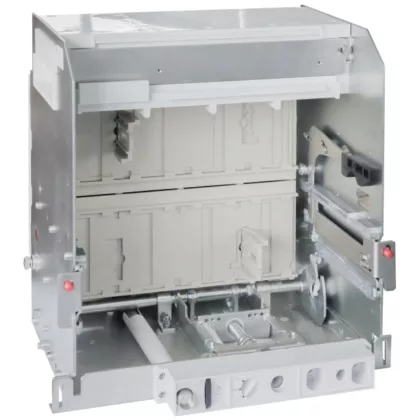   LEGRAND 028154 DMX3 1600 4P kocsizható szerkezet álló része