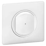   LEGRAND 067797 Céliane okos egypólusú kapcsoló / fényerőszabályzó (végrehajtó), süllyesztett, díszítőkerettel, fehér, fázis/nulla megtáplálású egy kapcsolt fázis elmenővel, impulzus bemenettel, gatewayhez csatlakoztatható  -Netatmo