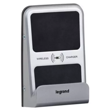 LEGRAND 077599 indukciós töltő + USB töltőaljzat, indukciós töltőáram: 1 A, USB töltőáram: 2,4 A, IP66/IK08