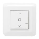   LEGRAND 077706L Program Mosaic smart shutter switch (executive) suitable for 230V ~ motor with mechanical or electronic limit position; delivered with a decorative frame, white