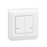   LEGRAND 077724L Program Mosaic smart double switch (remote control) Suitable for remote control of 2 groups of wired smart devices (single-pole switch, micromodule, socket…, etc.); supplied with decor