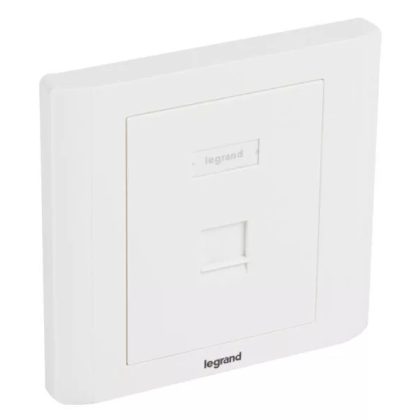 LEGRAND 632794 Linkeo süllyesztett szerelvény 1xRJ45 keystone port fogadására egyenes fehér burkolattal és kerettel címketartóval