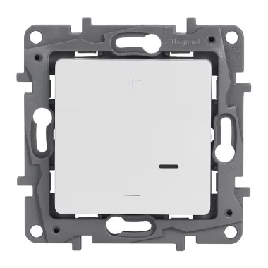 LEGRAND 665114A Niloé nyomógombos fényerőszabályzó 125W, 2 vezetékes, fehér LEGRAND 665114A Niloé nyomógombos fényerőszabályzó 125W, 2 vezetékes, fehér