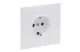LEGRAND 721128 Suno 2P+F dugalj csatlakozóaljzat kerettel (rugós), biztonsági zsaluval, komplett, fehér