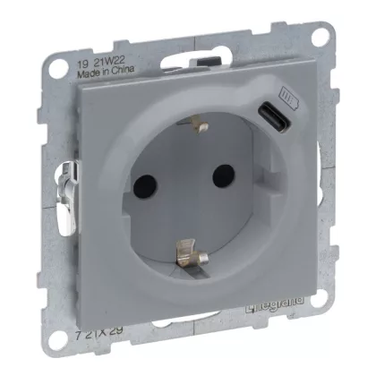   LEGRAND 721329 Suno 2P+F + USB-C dugalj csatlakozóaljzat (rugós), biztonsági zsaluval, alumínium