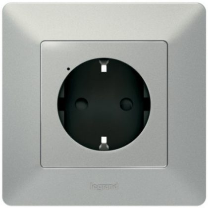   LEGRAND 752394 Intelligens dugalj csatlakozóaljzat - 16 A - Valena Life Netatmo alumínium