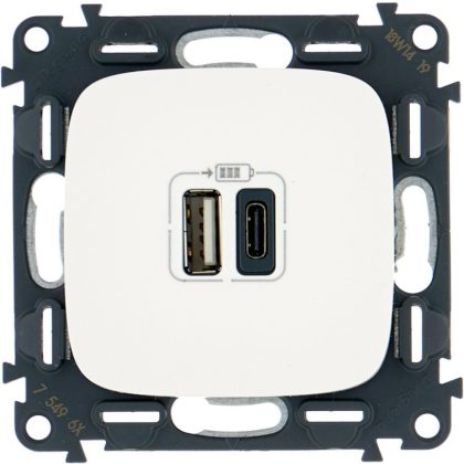   LEGRAND 754965 Valena Allure Charging Socket Dual USB with C-type + USB A-type connector, 5V – 3A – 15W, Surge protection> 1kW, Class II SELV, White