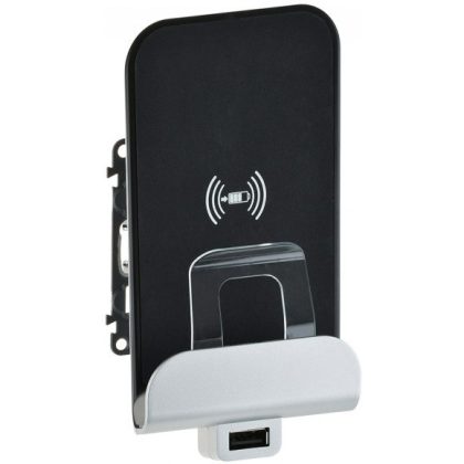   LEGRAND 755114 Valena Allure Vezeték nélküli töltőállomás USB A-típusúcsatlakozóval, 2,4 A/ 12 W, 136,5 x 70 x 56,5 mm, lopásgátlóval, 50x80 mm érzékelési terület, 10°dőlés, Fehér