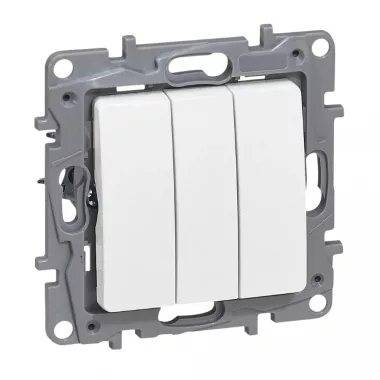 LEGRAND 764503 Niloé hármas egypólusú kapcsoló, 10AX, fehér