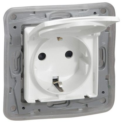   LEGRAND 764531 Niloé 2P+F socket with IP44 safety shutter, white