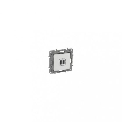   LEGRAND 764595 Niloé kettős USB-C+C töltőaljzat - 3 A - 15 W, fehér