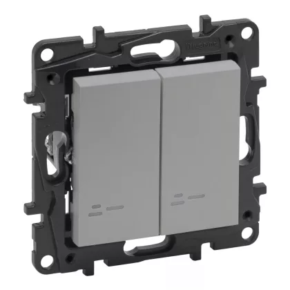   LEGRAND 863318 Niloé Step kettős váltókapcsoló jelzőfénnyel, alumínium