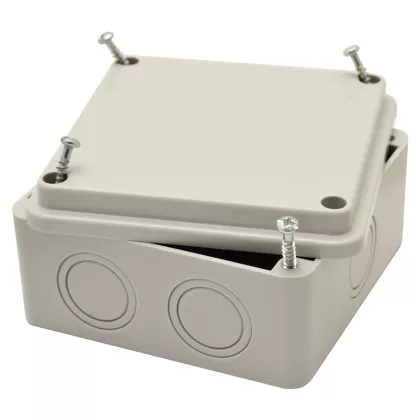 TRACON MED10105 Elektronikai doboz, világos szürke, teli fedéllel 100×100×50mm, IP54 TRACON MED10105 Elektronikai doboz, világos szürke, teli fedéllel 100×100×50mm, IP54