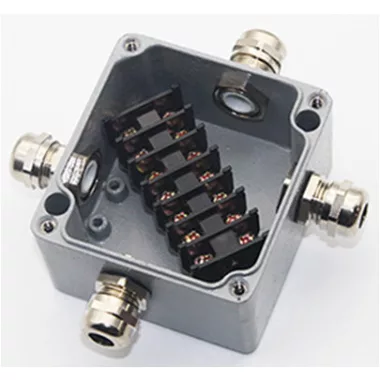 OPTONICA 6512 WATERPROOF ALUMINIUM BOX TERMINAL BLOCK IP68 450V/24A - 4 TERMINALS OPTONICA 6512 WATERPROOF ALUMINIUM BOX TERMINAL BLOCK IP68 450V/24A - 4 TERMINALS
