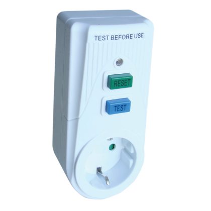 TRACON TFGA-1 Áram-védőkapcsolós adapter, oldalsó védőérintkezővel 16A, 30mA, 1.5kA, IP40,