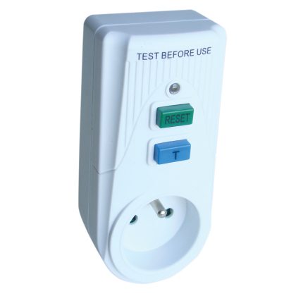 TRACON TFGA-1F Áram-védőkapcsolós adapter, csapos védőérintkezővel 16A, 30mA, 6kA, IP40, A