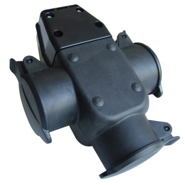 TRACON TICS-A4F Csatlakozóaljzat csapos védőérintkezővel, hármas, gumi 250VAC 16A 3x(2P+E) TRACON TICS-A4F Csatlakozóaljzat csapos védőérintkezővel, hármas, gumi 250VAC 16A 3x(2P+E)
