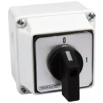   TRACON TK-259/4T65 Tokozott kézikapcsoló, BE-KI 400V, 50Hz, 25A, 4P, 7,5kW, 48×48mm, 90°, IP65