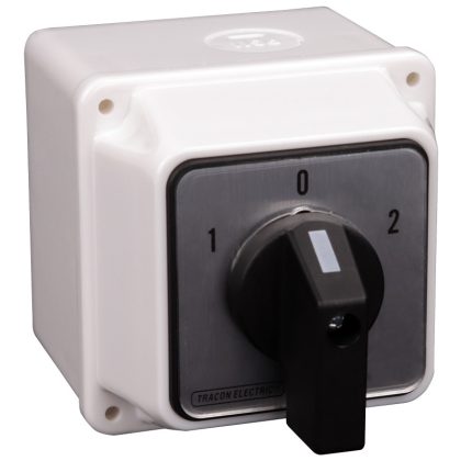 TRACON TKV-206/3T65 Tokozott választókapcsoló, 1-0-2 400V, 50Hz, 20A, 2×3P, 5,5kW, 48×48mm