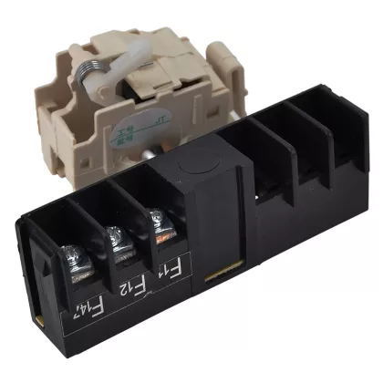 TRACON AKM34AX1 Segédérintkező AKM3-4 méret 1NO, 1NC