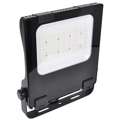   TRACON RHISA100W LED fényvető, aszimmetrikus 100-240VAC,50/60Hz,100W,13.500lm,4000K,IP66,EEI=D
