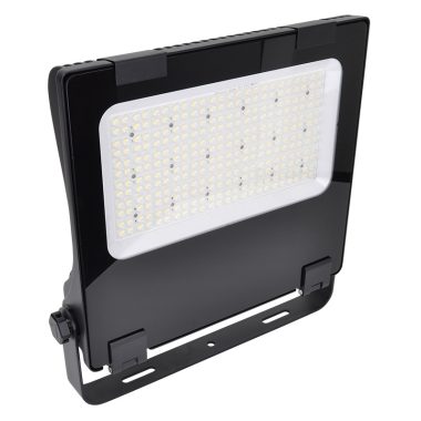 TRACON RHISA240W LED fényvető, aszimmetrikus 100-240VAC,50/60Hz,240W,32.400lm,4000K,IP66,EEI=D